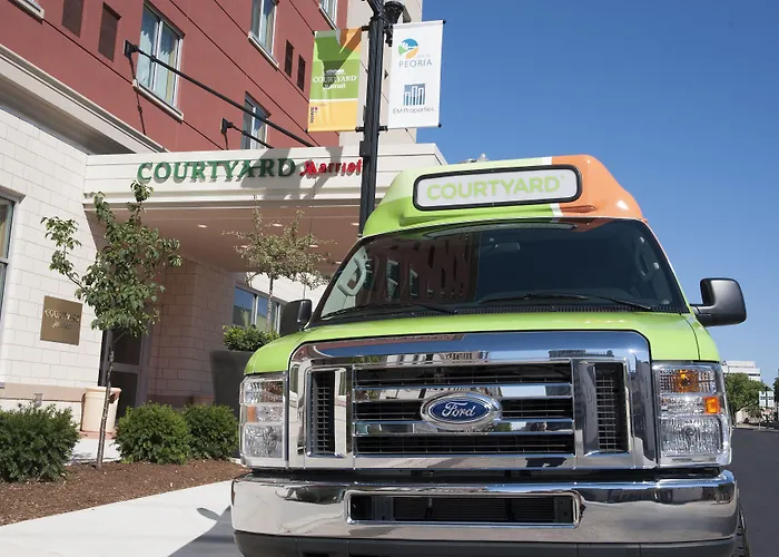 Courtyard Downtown 3* Peoria